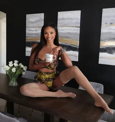 ISEESEXY-Linda-Jun23-WEB-10