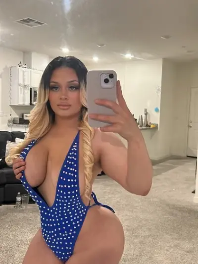 Facetune_27-02-2025-10-12-05