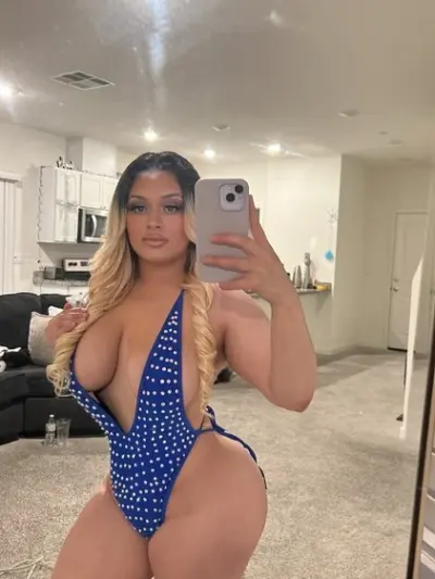 Facetune_27-02-2025-10-15-03