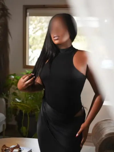 Facetune_12-02-2025-23-45-05
