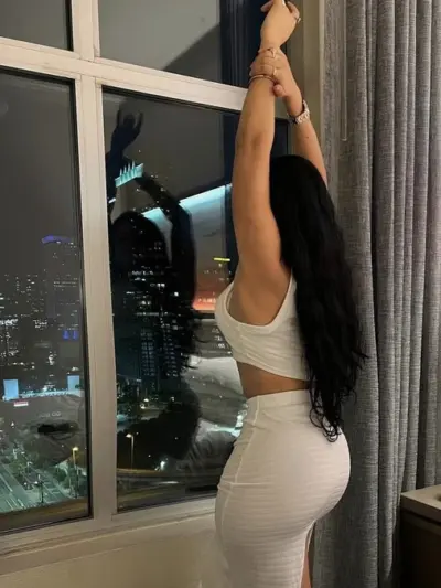 Facetune_23-01-2024-07-04-48