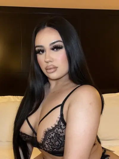 Facetune_01-03-2025-21-48-13