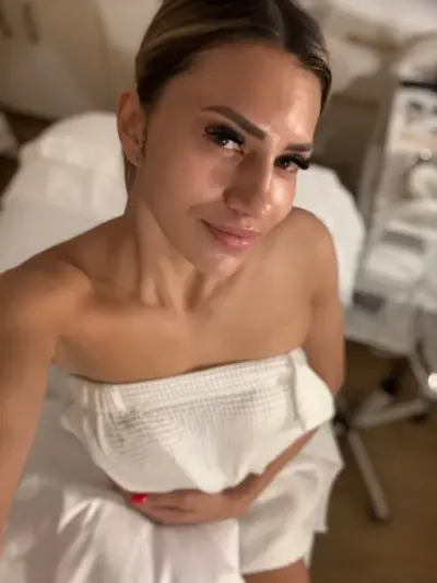 Facetune_01-03-2025-05-33-20
