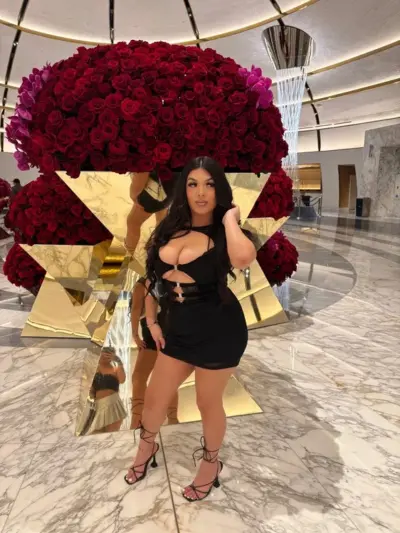 Facetune_24-01-2025-22-50-04